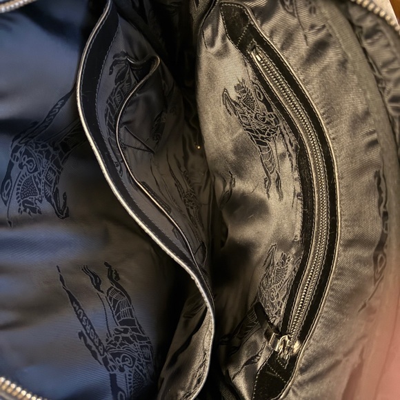 Rare Vintage Burberry Leather Briefcase with Top Zipper Closure - Picture 5 of 5